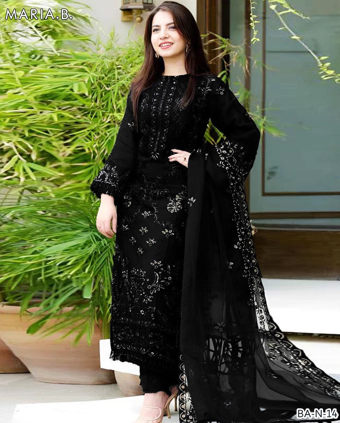 Maria B Embroidery lawn 3pc